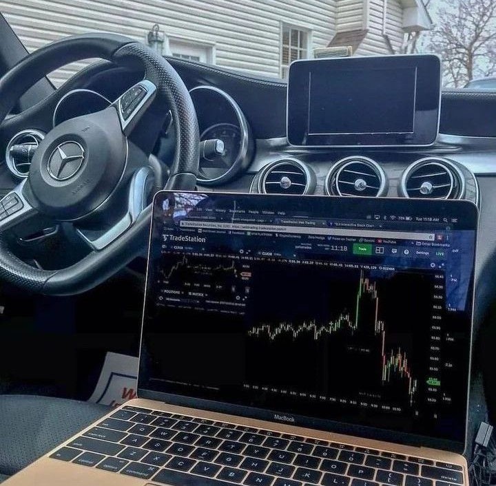 instlación de repuestos originales en un kia, somos siamotors taller mecánico de confianza en Quito